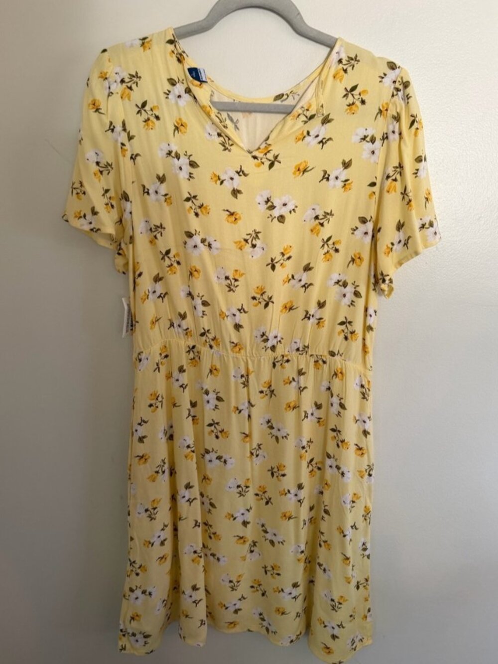 Yellow Floral Short Dress - Picture 2 of 2